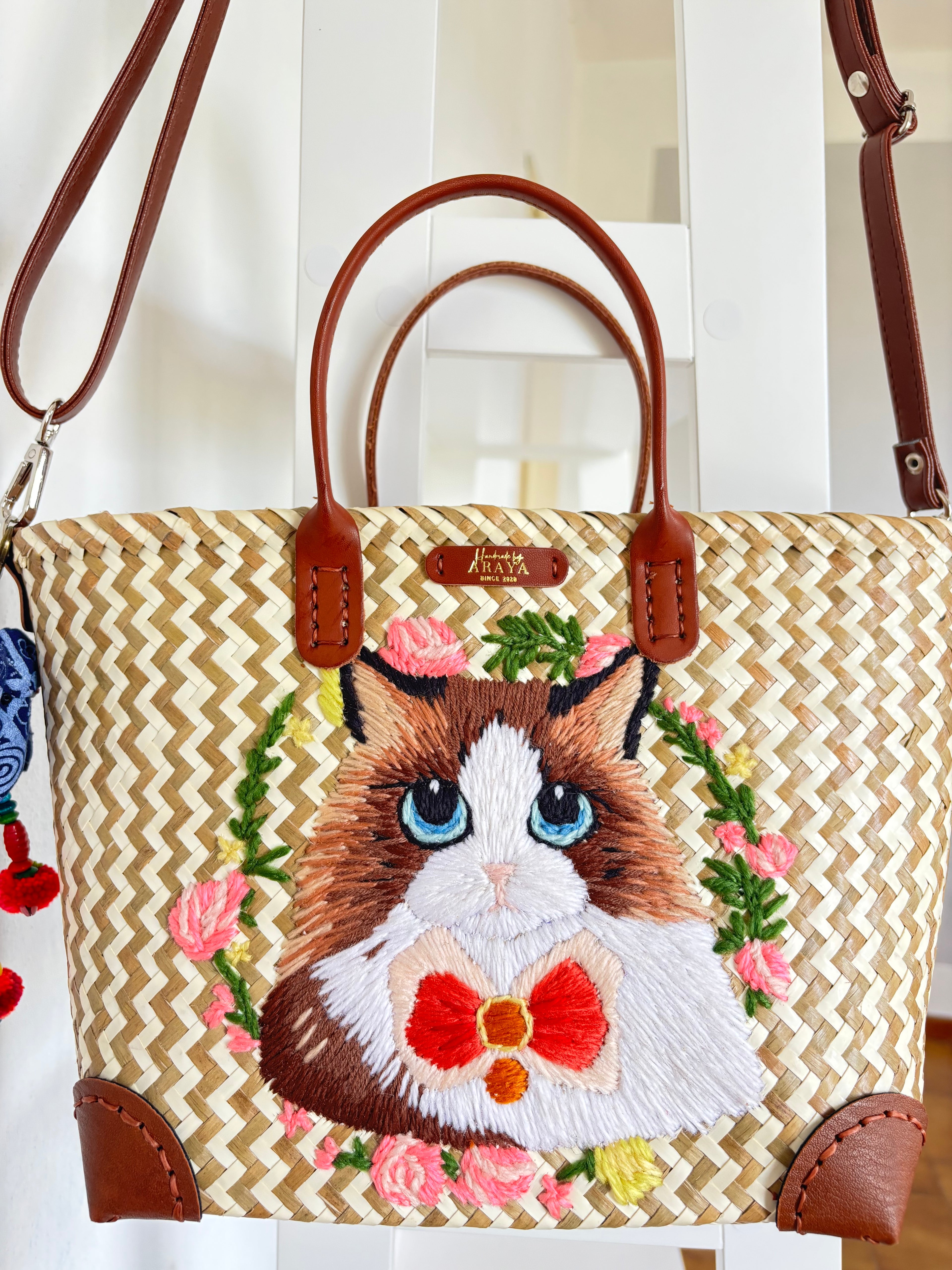 Natural Krajood (Woven) Bag in Elegant brown Cat Style! ++Two Adorable Elephant Keychains