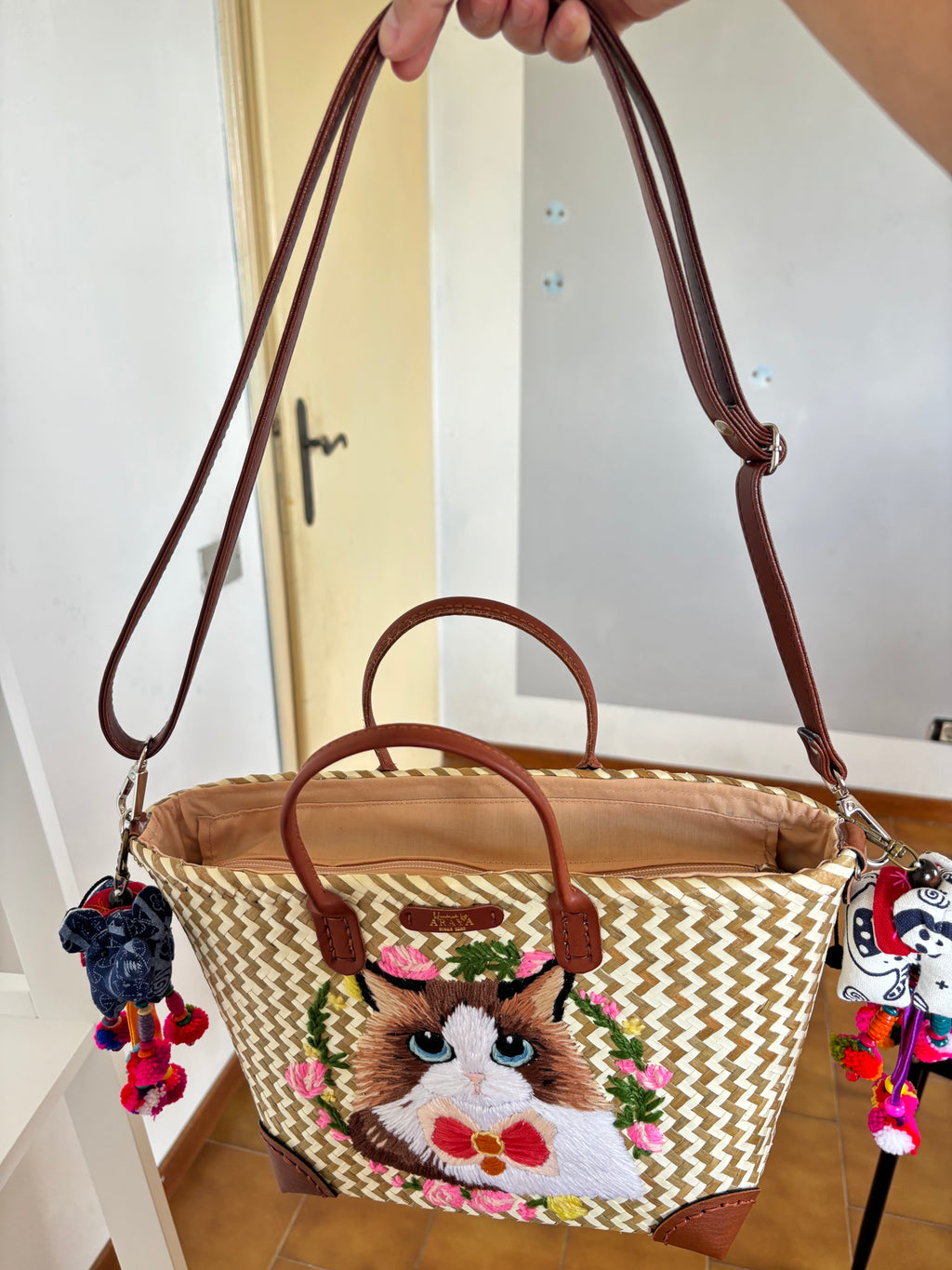Natural Krajood (Woven) Bag in Elegant brown Cat Style! ++Two Adorable Elephant Keychains