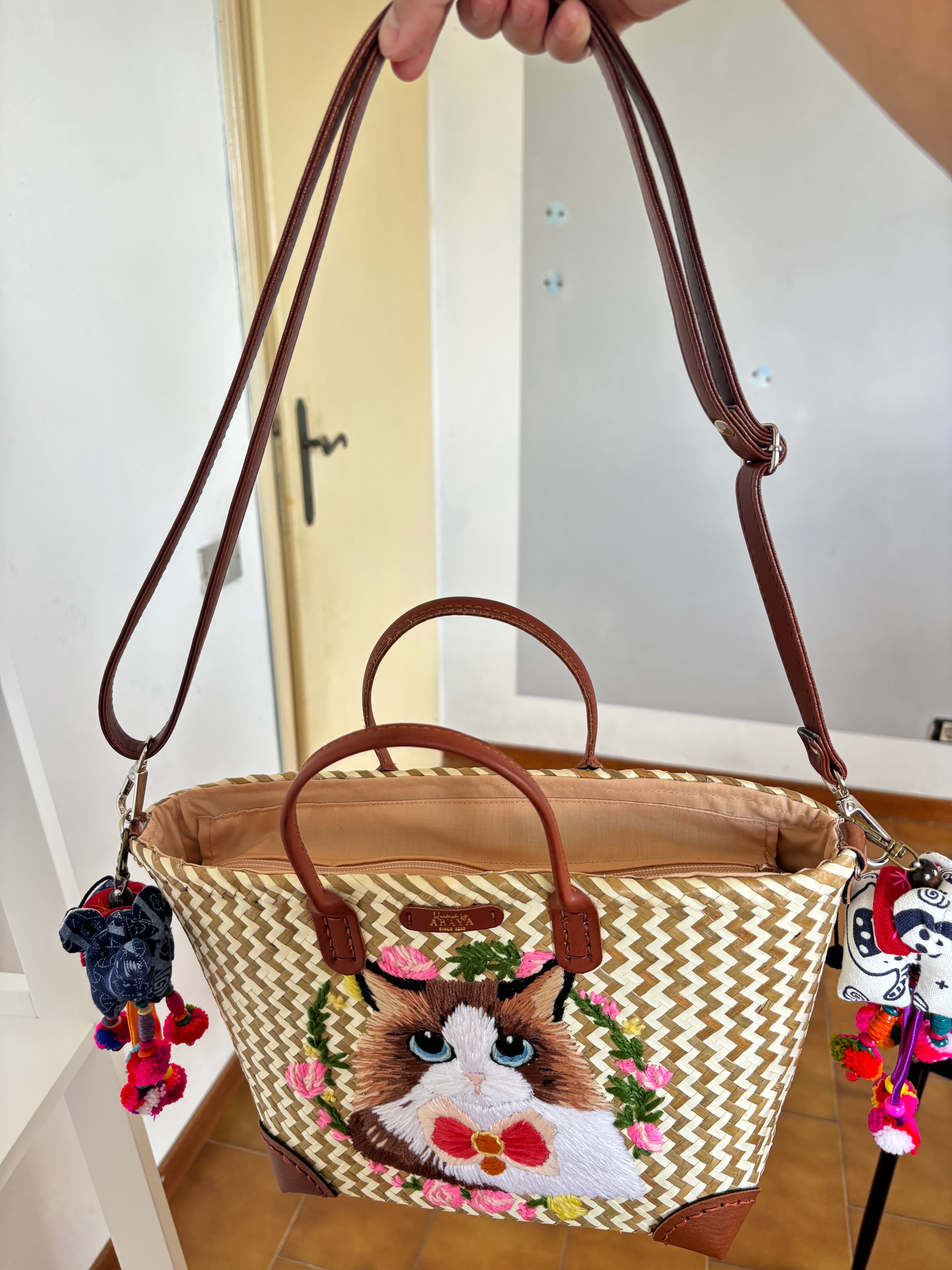 Natural Krajood (Woven) Bag in Elegant brown Cat Style! ++Two Adorable Elephant Keychains